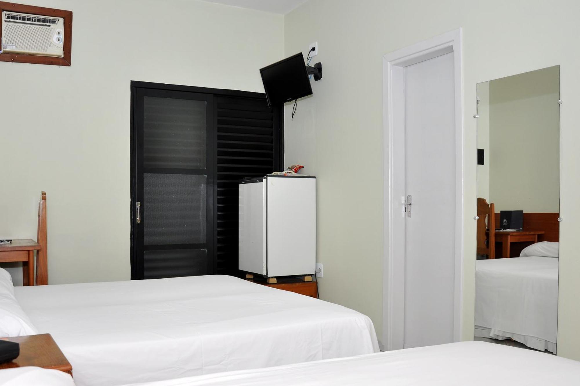 Hotel Carolina Plaza Uberaba Cameră foto