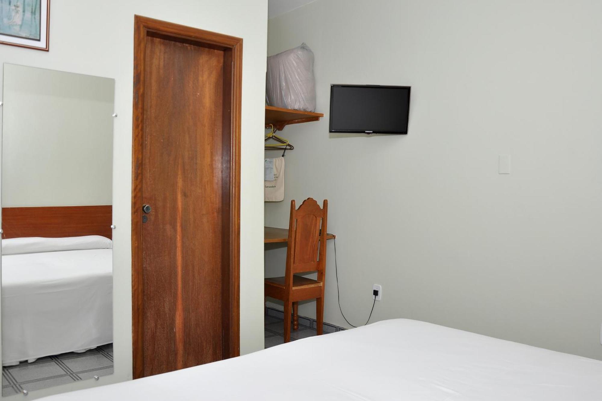 Hotel Carolina Plaza Uberaba Cameră foto