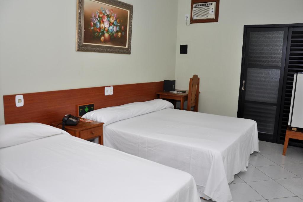 Hotel Carolina Plaza Uberaba Cameră foto